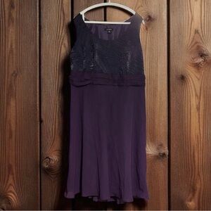Sz 18 Purple semi formal after 5 dress fitted waist flare skirt side zip